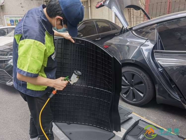 武汉车主警惕！新车味=甲醛？3天可除